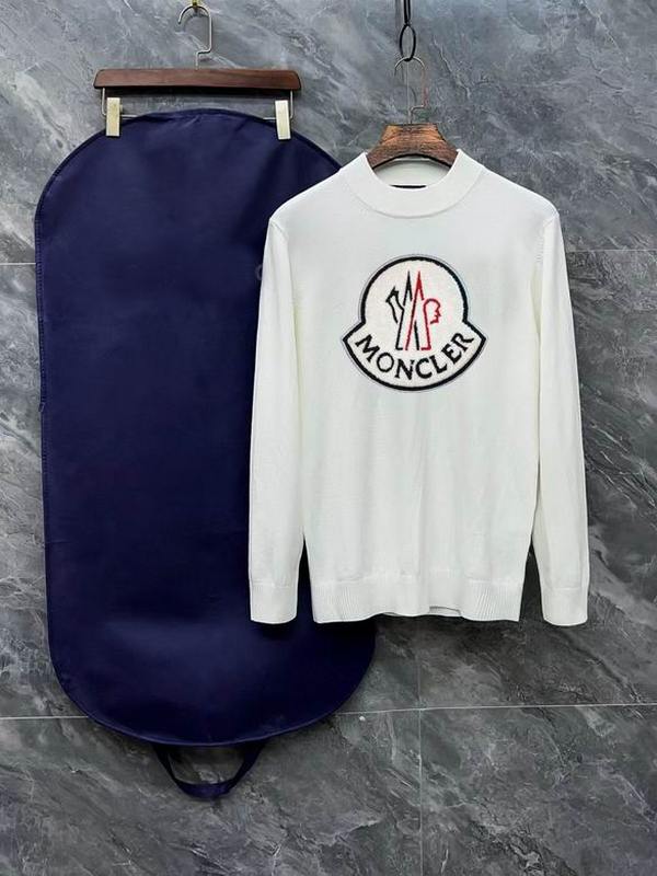 Moncler Men's Sweater 200